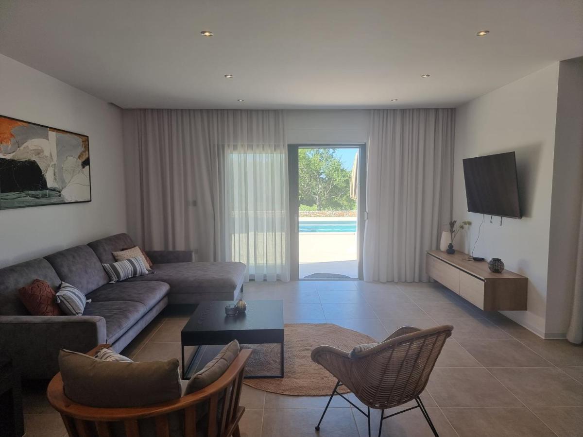 Luxury Villa Serena 2022 - With Heated Pool Cukrici Εξωτερικό φωτογραφία