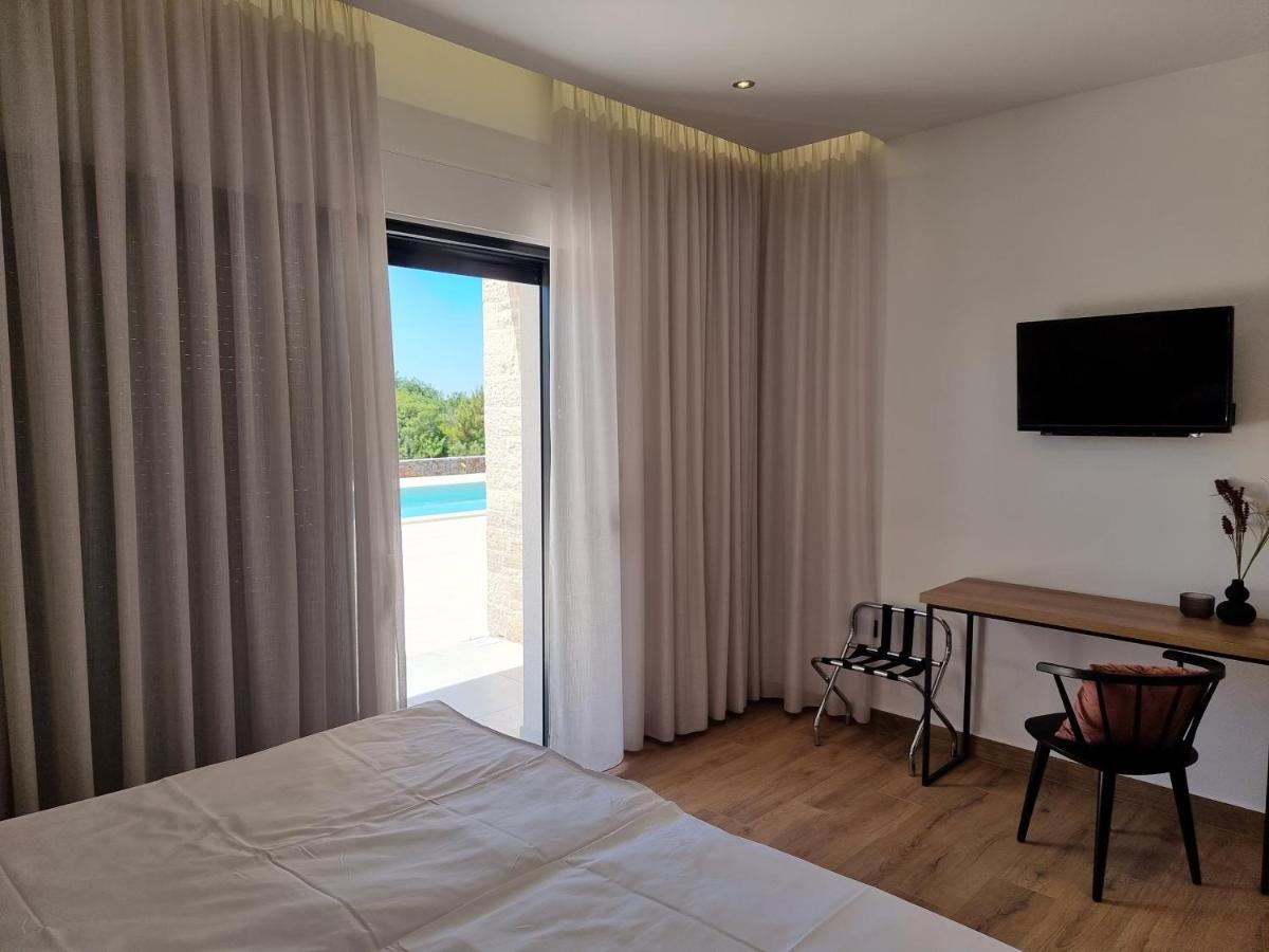 Luxury Villa Serena 2022 - With Heated Pool Cukrici Εξωτερικό φωτογραφία